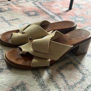 Mila Paoli Sandal